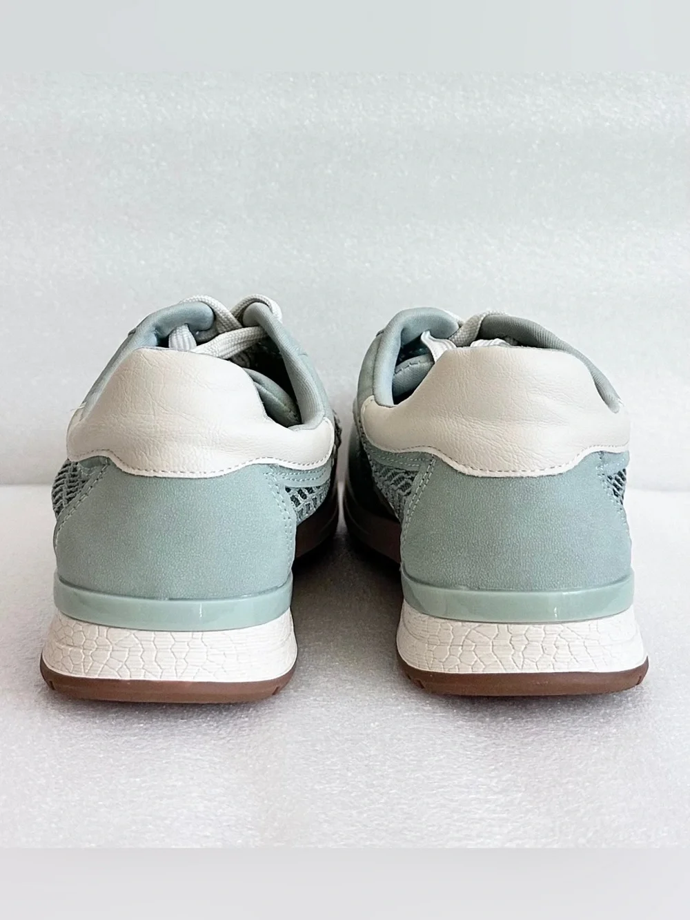 NWOT. DV by Dolce Vita JAMMY Sage Green Mesh Sneakers Size 8
